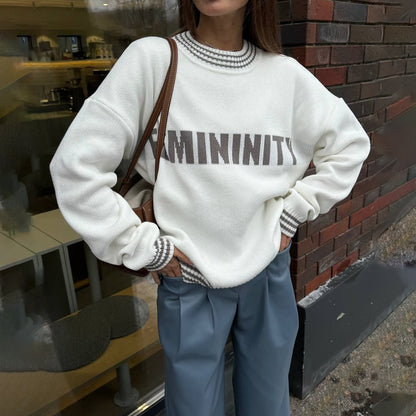 Damen Oversized Strickpullover mit grafischem Schriftzug Stalluxe Weiß