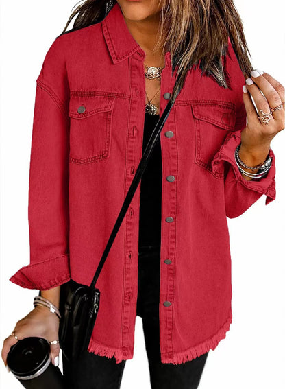 Damen lässige Jeansjacke mit fransigen Säumen und aufgesetzten Taschen Stalluxe