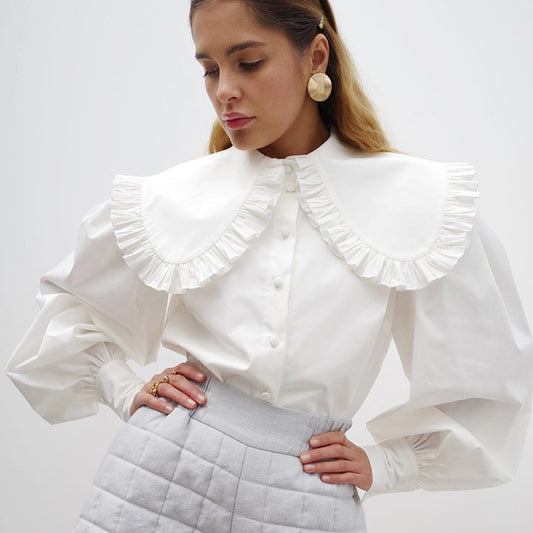 Damen Elegante Bluse mit voluminösen Ärmeln und Rüschensaum Stalluxe