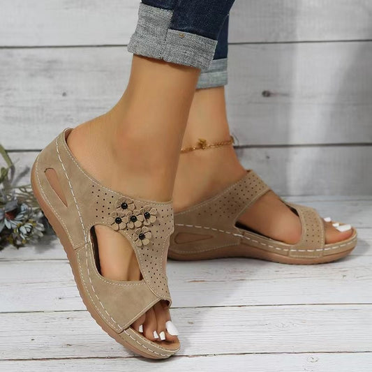 Damen leichte Sommerschuhe mit geschlossener Ferse und modischem Schlange-Leder-Design Stalluxe