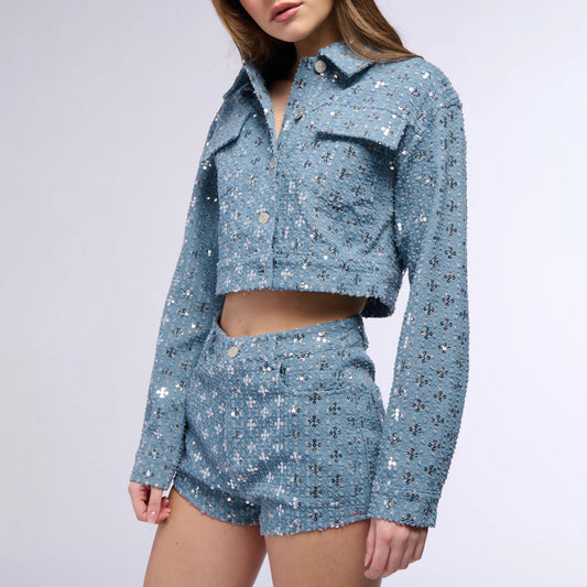 Damen Crop-Jeanjacke mit funkelndem Sternmuster und passender Short Stalluxe