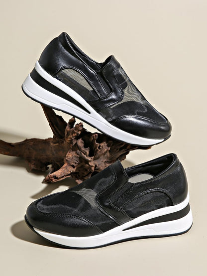 Damen Slip-On Sneakers mit Mesh-Einsätzen Stalluxe