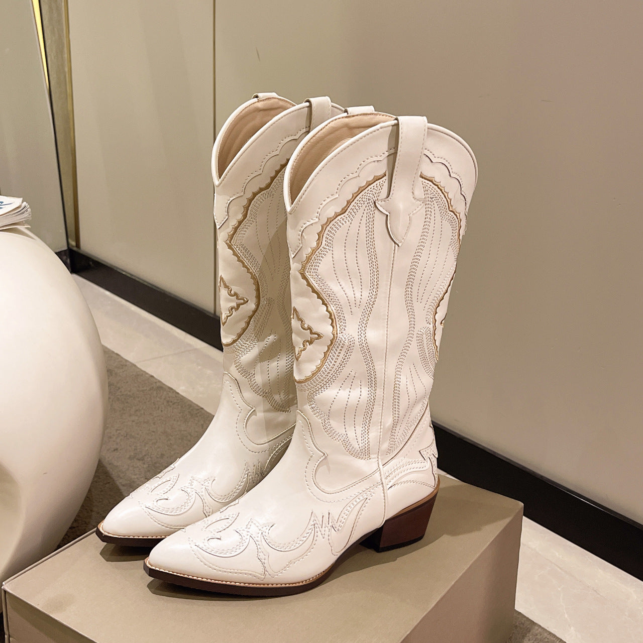 Damen Cowboy-Stiefel im eleganten Design mit filigraner Verzierung Stalluxe