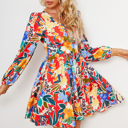 Damen elegantes Maxikleid mit floralem Design und weitem Rock Stalluxe