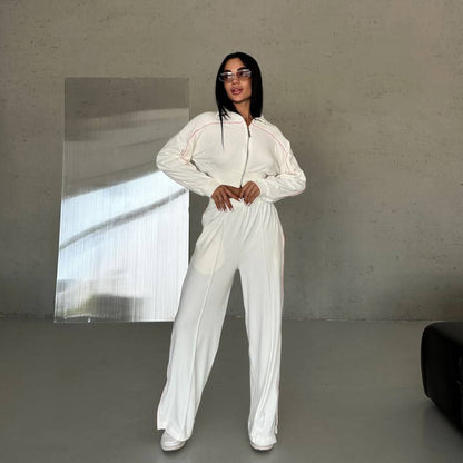 Damen Sportanzug mit cropped Jacke und weitem Bein Stalluxe