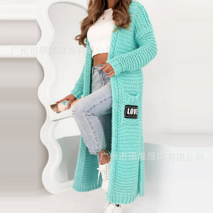 Damen elegante Strickjacke mit grafischem Muster und Taschen Stalluxe