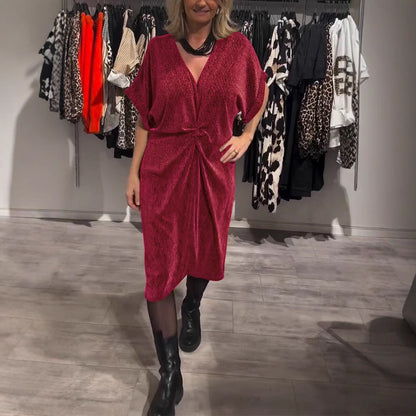 Damen Elegantes Wickelkleid mit strukturiertem Stoff und Taillengürtel Stalluxe