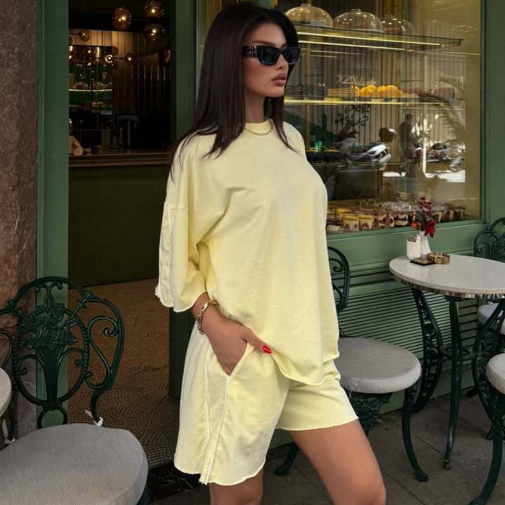 Damen lässiges Freizeit-Set mit oversized Oberteil und Shorts Stalluxe