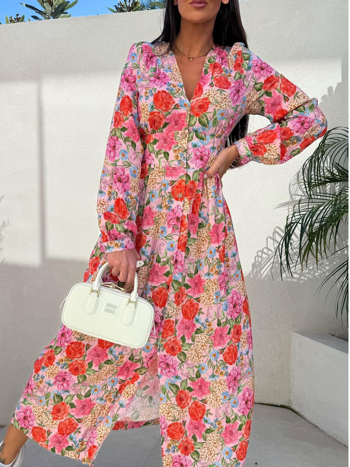 Damen Blümchen Maxikleid mit knöpfbarem Oberteil und eleganten Puffärmeln Stalluxe