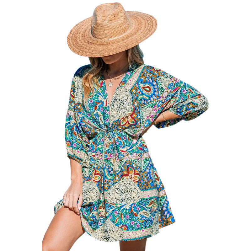 Damen Strandkleid mit Wickeloptik und modischem Muster Stalluxe