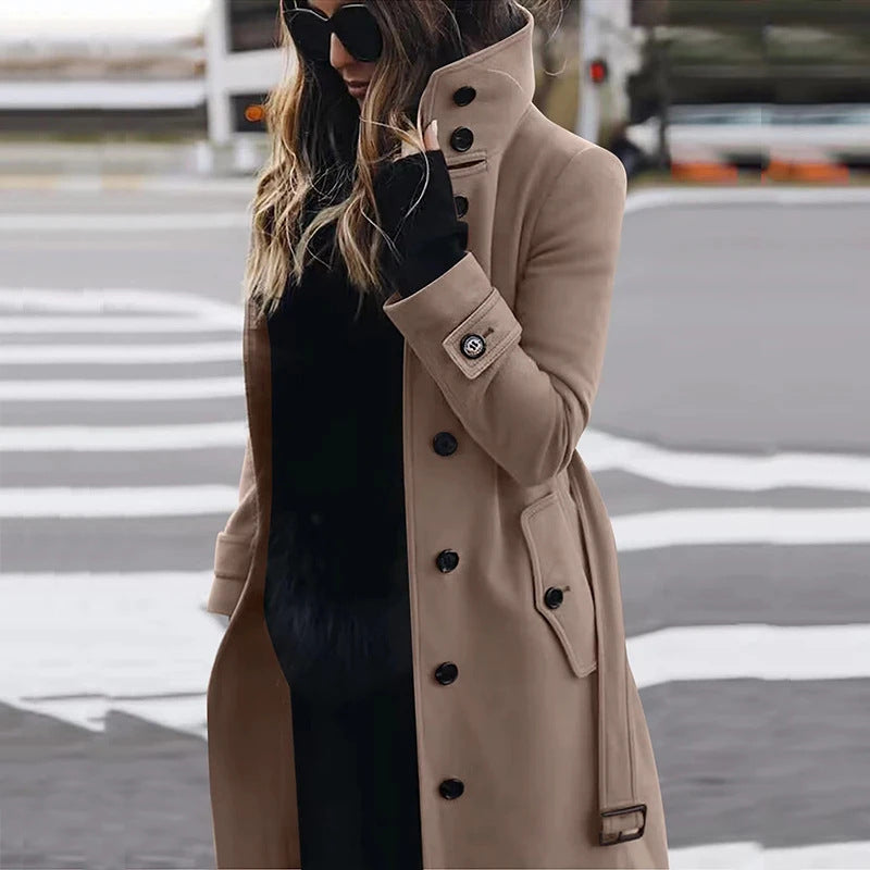 Damen modischer Trenchcoat mit hoch geschlossenem Kragen und praktischen Taschen Stalluxe