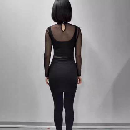 Damen Mini-Kleid mit transparenten Ärmeln und funkelndem Detail Stalluxe