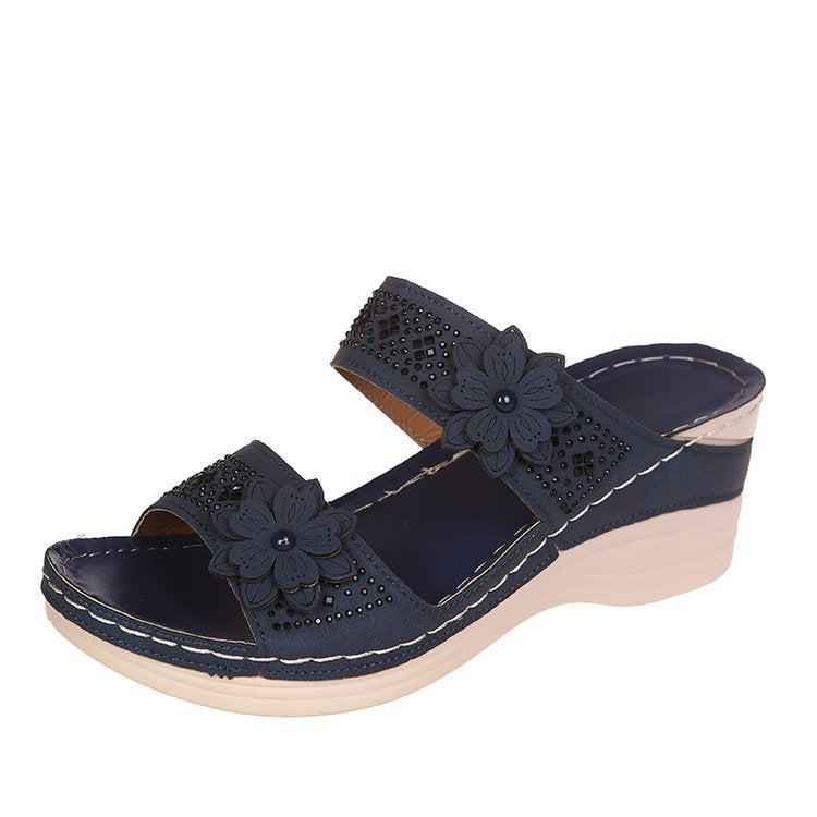 Damen Bequeme Wedgesandalen mit floralem Design und ergonomischer Sohle Stalluxe