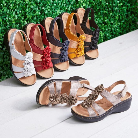 Damen Sandalen mit modischer Blütenapplikation und ergonomischer Fußbettung Stalluxe