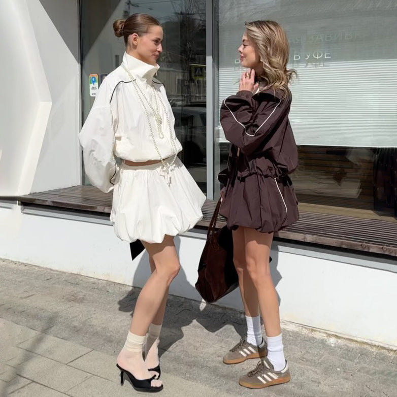 Damen modische Übergangsjacke mit elastischem Kragen und verspieltem Schnitt Stalluxe