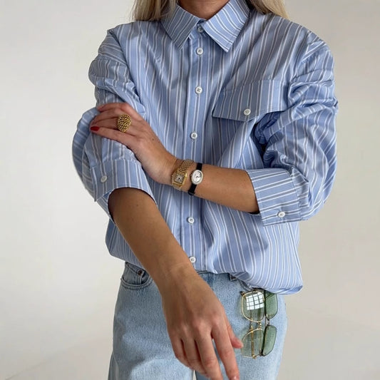 Damen Elegante Oversized Bluse mit Knopfdetails und lässigen Ärmeln Stalluxe