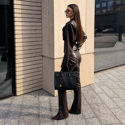 Damen Elegantes Lederanzug mit modischem Blazer und schmal geschnittenen Hosen Stalluxe
