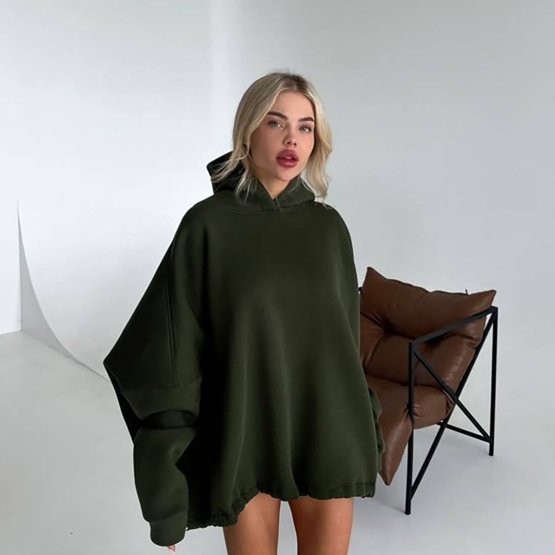 Damen Oversized Kapuzenpullover mit lässigem Schnitt und komfortablem Material Stalluxe Waldgrün