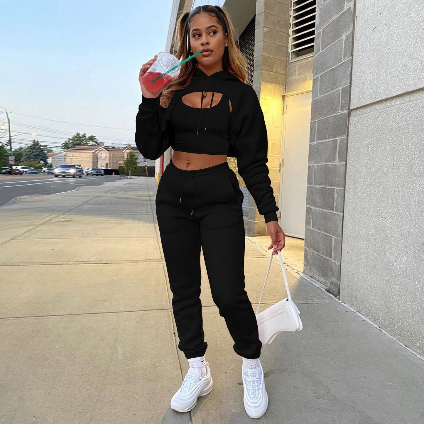 Damen Sportlicher Zweiteiler mit cropped Hoodie und bequemen Jogginghosen Stalluxe