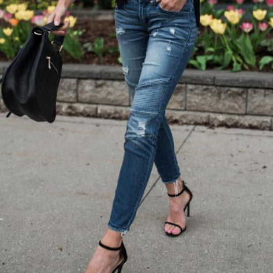 Damen schmal geschnittene Jeans mit modischem Rippdesign und ausgefranstem Saum Stalluxe