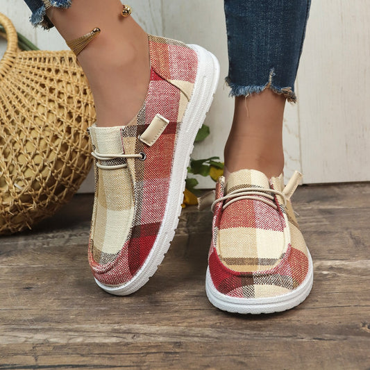 Damen modische Slip-On Freizeitschuhe mit kariertem Design und bequemer Passform Stalluxe