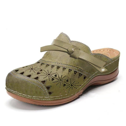 Damen Clogs mit kunstvollen Durchbrüchen und bequemer Sohle Stalluxe