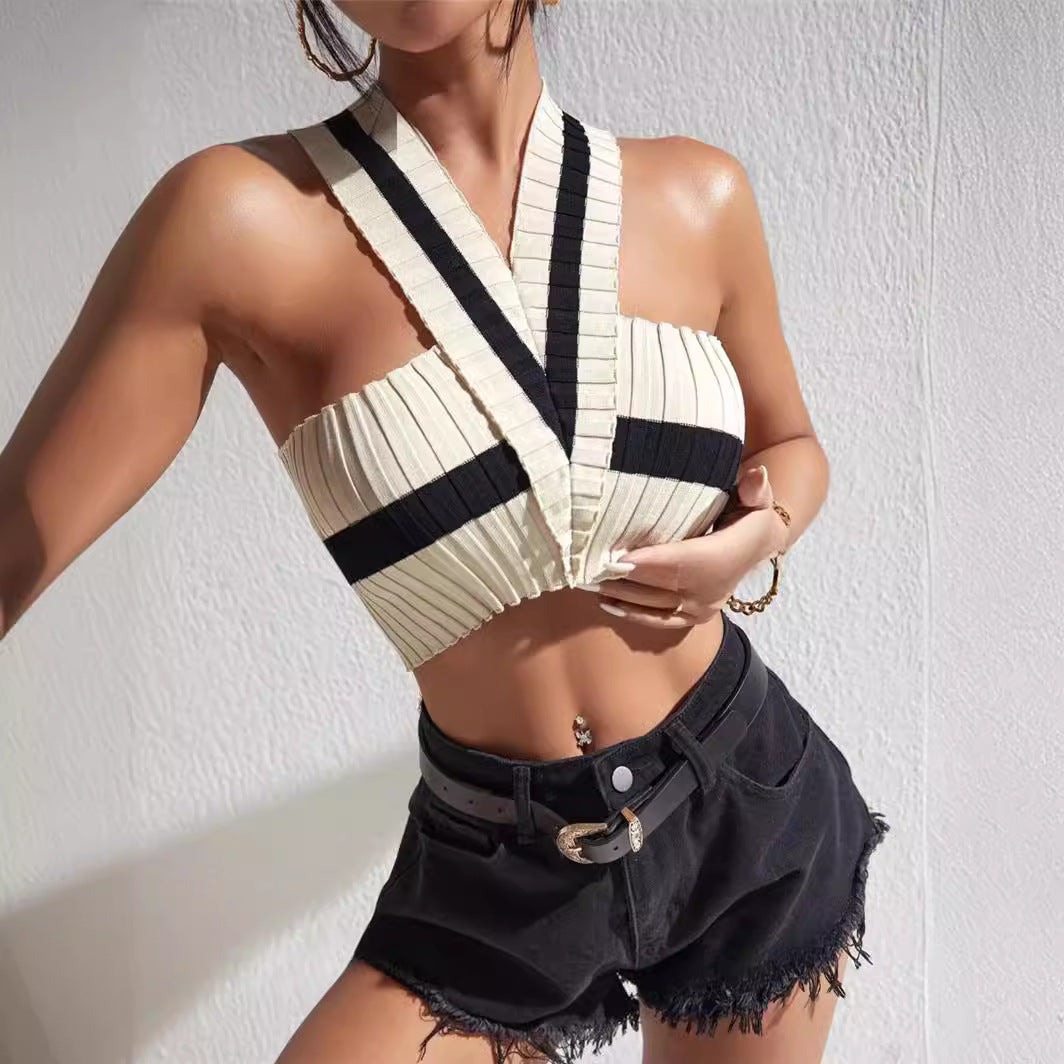 Damen Crop-Top mit plissiertem Design und modischen Streifen Stalluxe