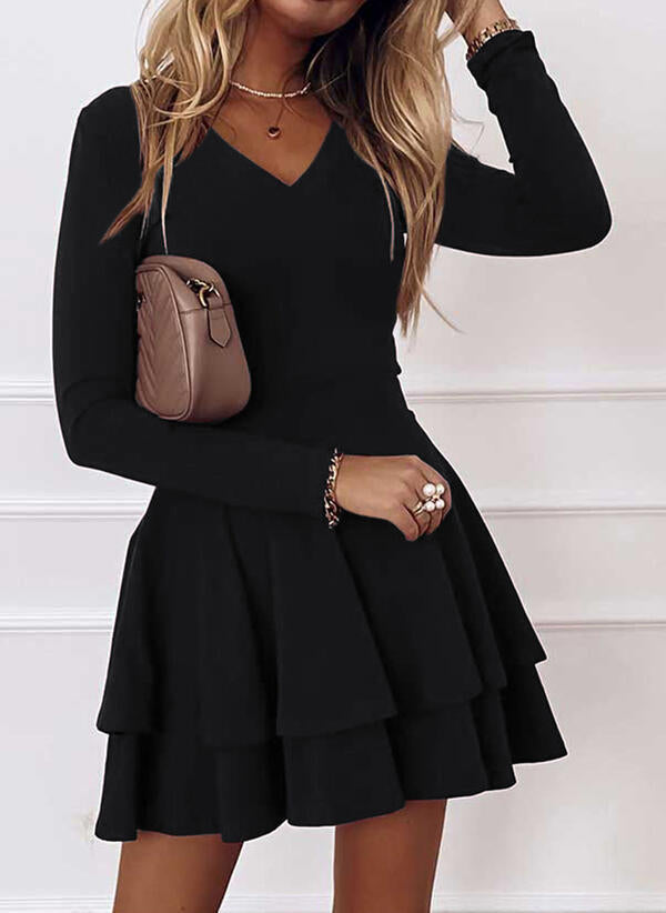 Damen V-Ausschnitt Minikleid mit voluminösen Rüschensaum Stalluxe