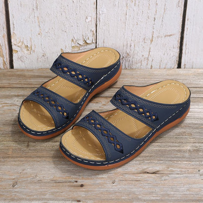 Damen Riemensandalen mit ergonomischem Fußbett und modischem Cut-Out-Design Stalluxe