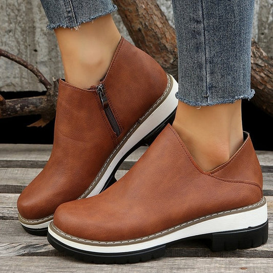 Damen Komfortable Clogs mit elegantem Reißverschluss und rutschfester Sohle Stalluxe