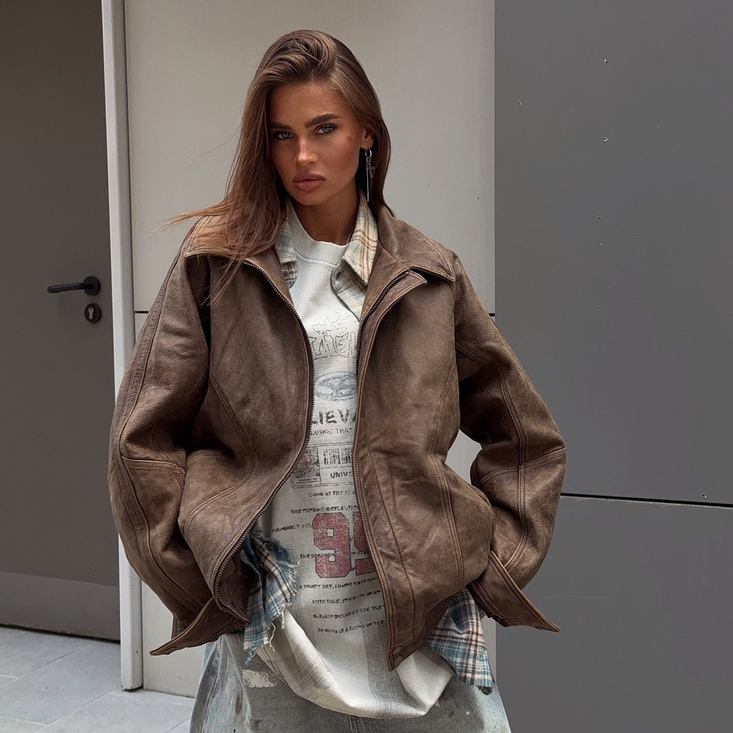 Damen Lederjacke mit lässigem Schnitt und oversized Passform Stalluxe