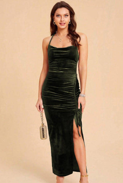 Damen Elegantes Samtmaxikleid mit anpassbarem Schlitz und raffinierter Raffung Stalluxe