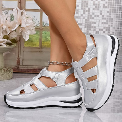 Damen Sportliche Sandalen mit modischem Riemendesign und bequemer Plateausohle Stalluxe
