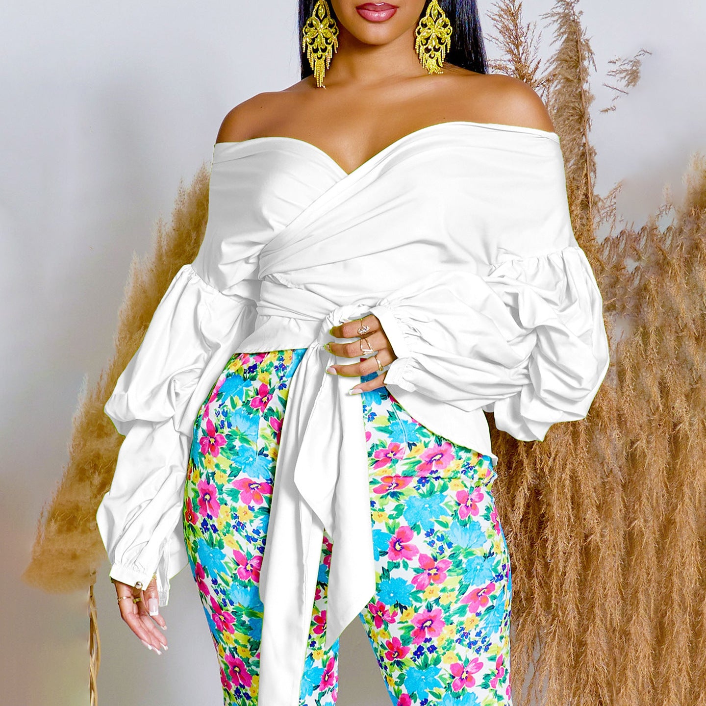 Damen Wickelbluse mit voluminösen Ärmeln und Taillengürtel Stalluxe