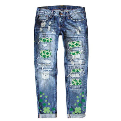 Damen Jeanshose mit fröhlichen Kleeblatt-Prints und modischen Destroyed-Details Stalluxe