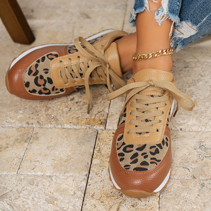 Damen Sneaker mit Leopardenmuster und atmungsaktiver Sohle Stalluxe
