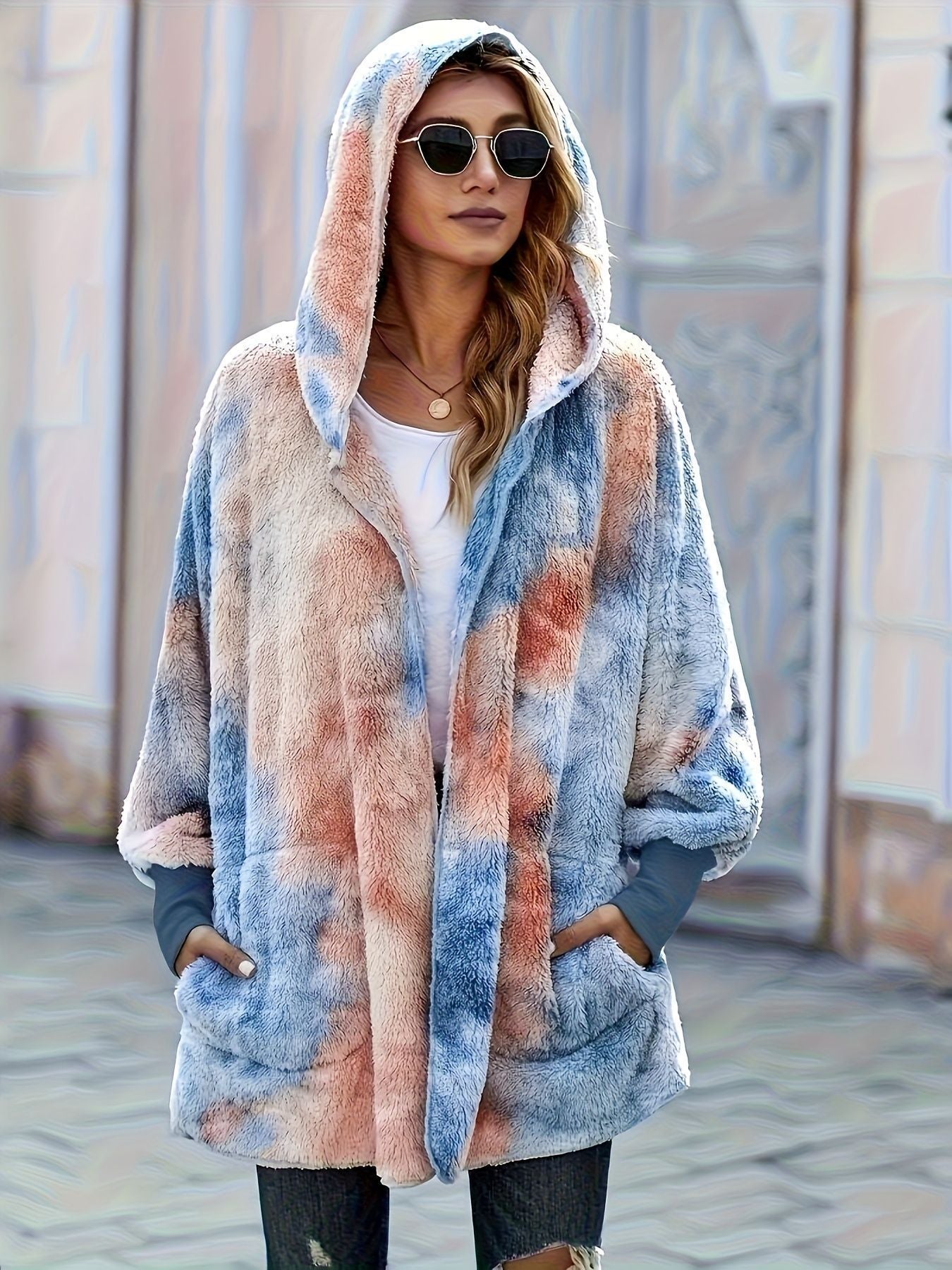 Damen flauschige Kapuzenjacke mit modernem Farbverlauf Stalluxe
