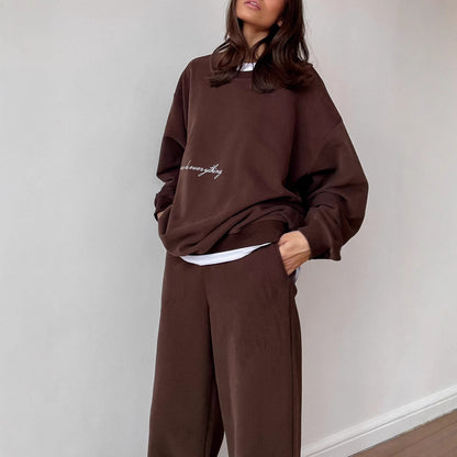 Damen bequemer Kuschel-Sweatanzug mit elastischem Bund und modischem Schriftzug Stalluxe