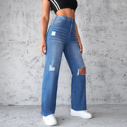 Damen Schlagjeans mit hohen Beinöffnungen und modischen Destroyed-Details Stalluxe