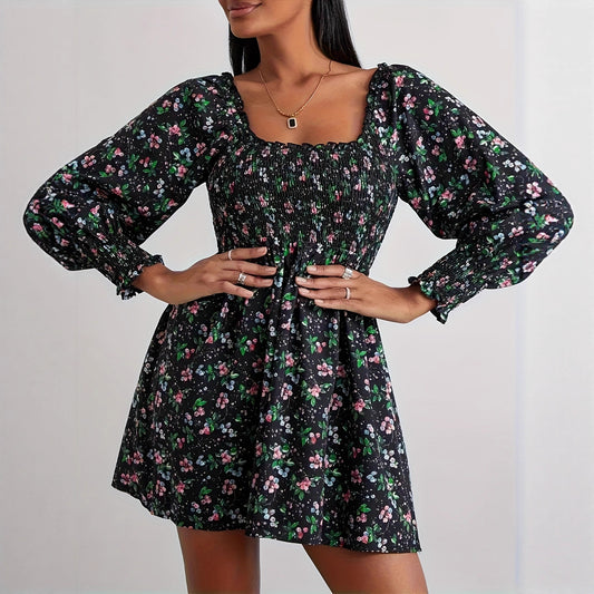 Damen Blumenkleid mit Smock-Details und schwingendem Saum Stalluxe