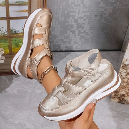 Damen Sportliche Sandalen mit modischem Riemendesign und bequemer Plateausohle Stalluxe