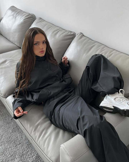 Damen modische Kapuzenjacke mit luftiger Schnittführung und praktischen Taschen Stalluxe