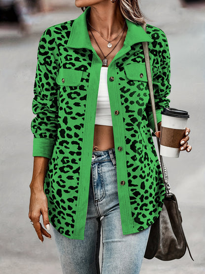 Damen Jacke im Leopardenmuster mit strukturiertem Stoff und praktischen Taschen Stalluxe