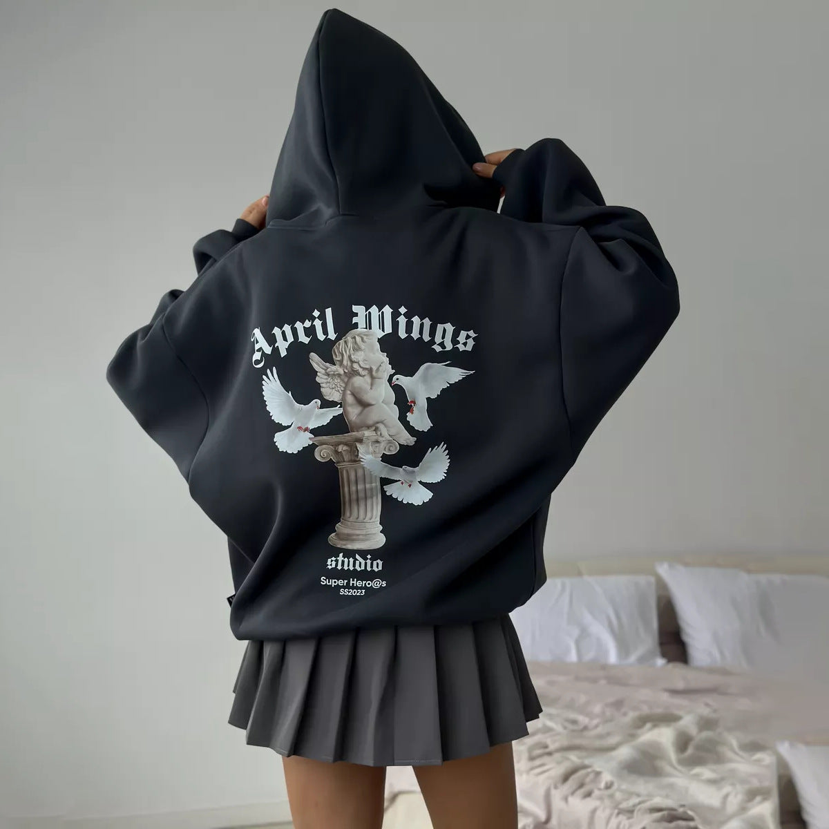 Damen Oversized Hoodie mit kunstvollem Druck Stalluxe
