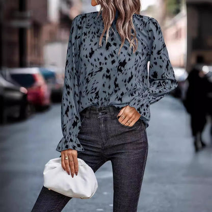 Damen Bluse mit Volantkragen und animalischem Druck Stalluxe