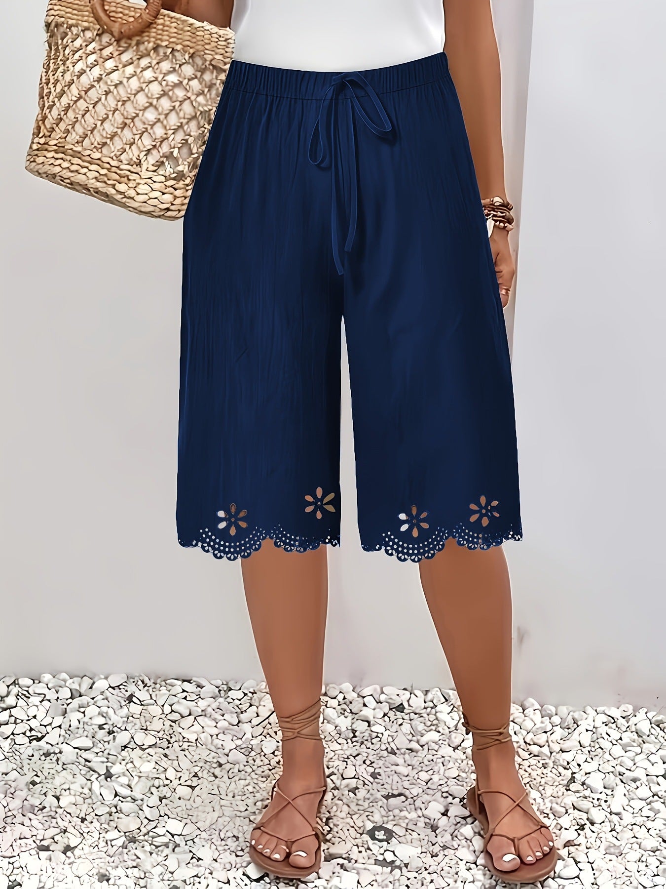 Damen Weite Culotte mit elegantem Lochmuster und elastischem Bund Stalluxe
