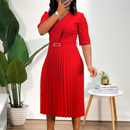 Damen Plissiertes Midikleid mit eleganter Taillierung und praktischem Gürtel Stalluxe