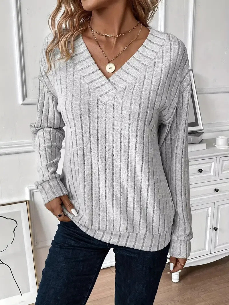 Damen Eleganter V-Ausschnitt Strickpullover mit Rippdesign Stalluxe