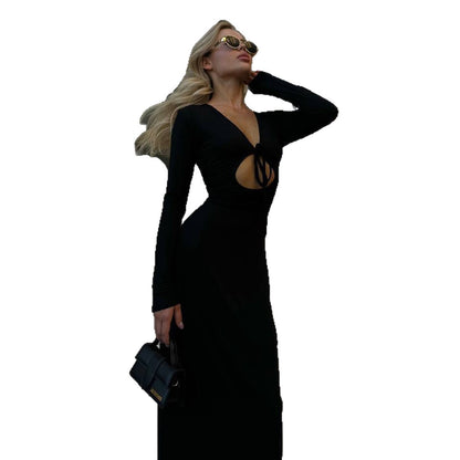 Damen Maxikleid mit tiefem Ausschnitt und raffiniertem Cut-Out Stalluxe