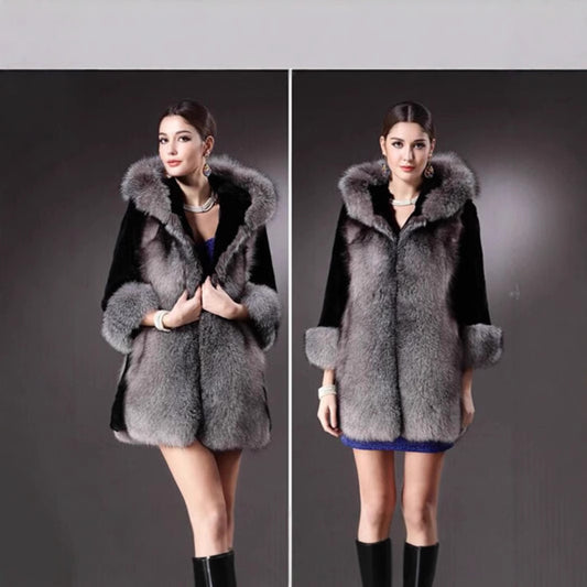 Damen Luxus Kunstpelzjacke mit Kapuze und dekorativen Details Stalluxe